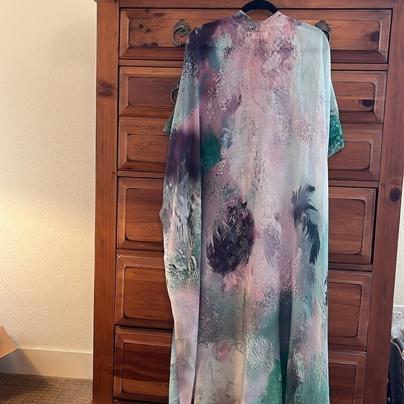 NWT RIAH Fashion Women’s Green And Purple Kimono One Size - Picture 7 of 8